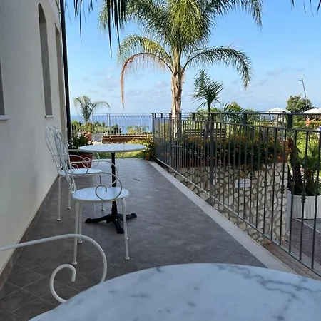 Residenza Azzurra * Тропея