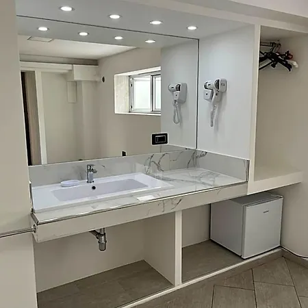 Ξενοδοχείο Residenza Azzurra *