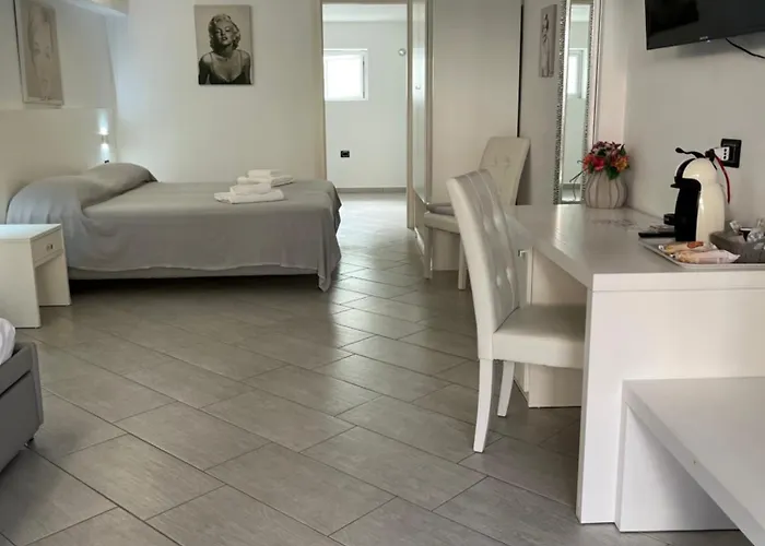 Hotel Residenza Azzurra *